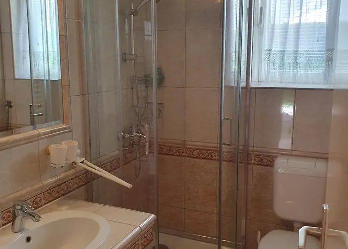 住宿加早餐酒店 Beros